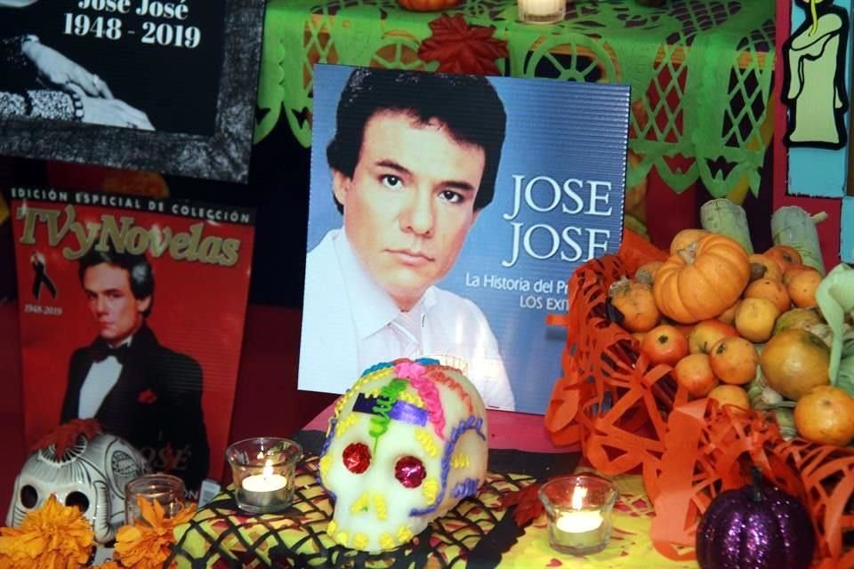 Altar de muertos en el Deportivo Contry 2019