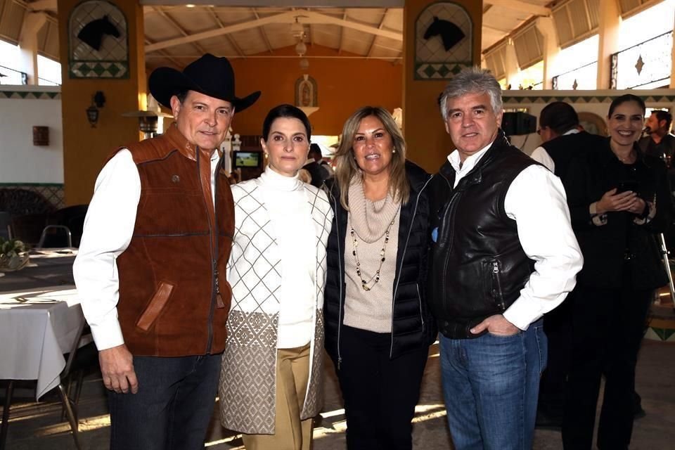 Jorge Montemayor, Norma González de Montemayor, Tití Ayala de Garza y Chema Garza y