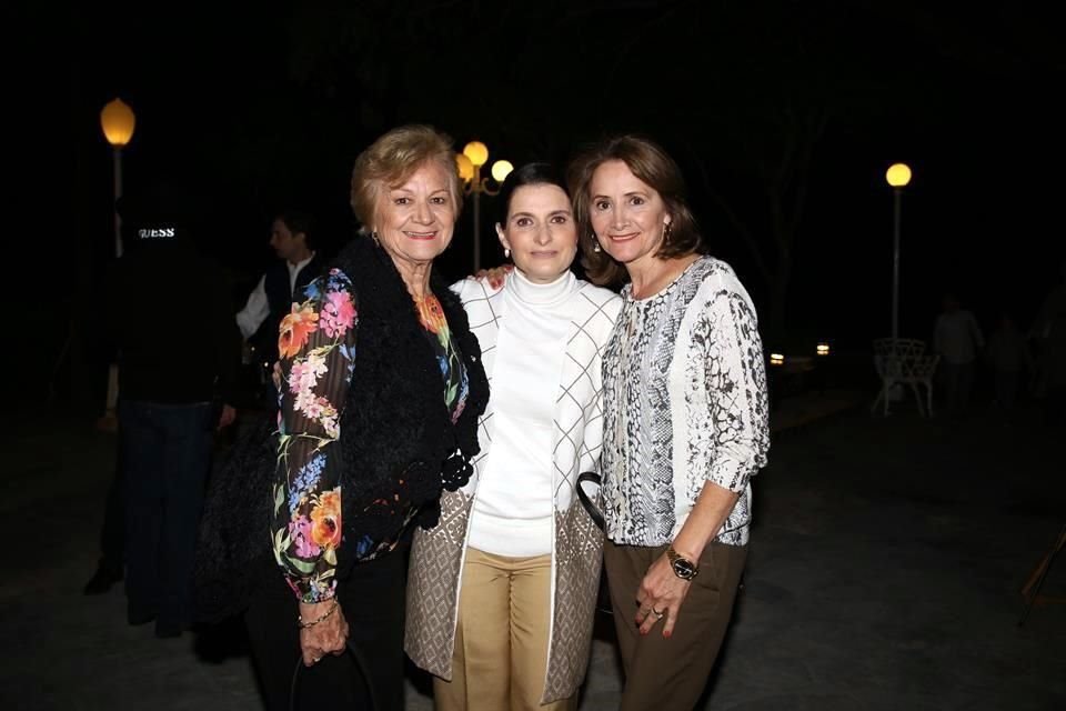Judith Cervantes de Villaseñor, Norma González de Montemayor y Judith Villaseñor