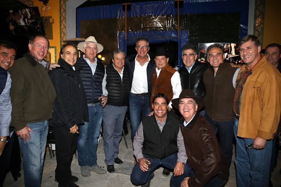 Jorge Montemayor y Amigos