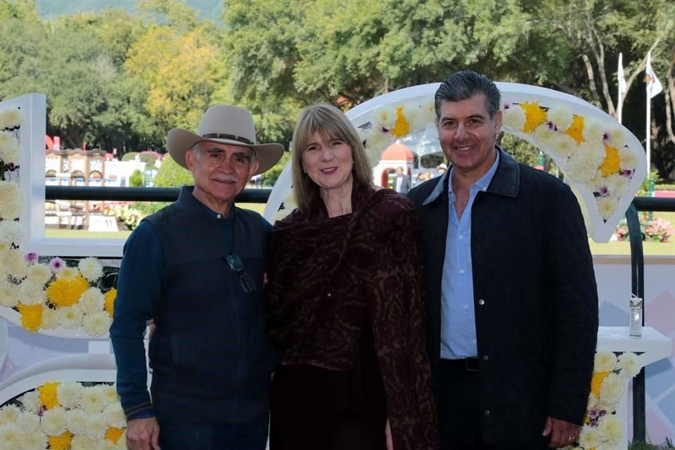 Alfonso Romo, Lucía Fernández y Humberto Lozano