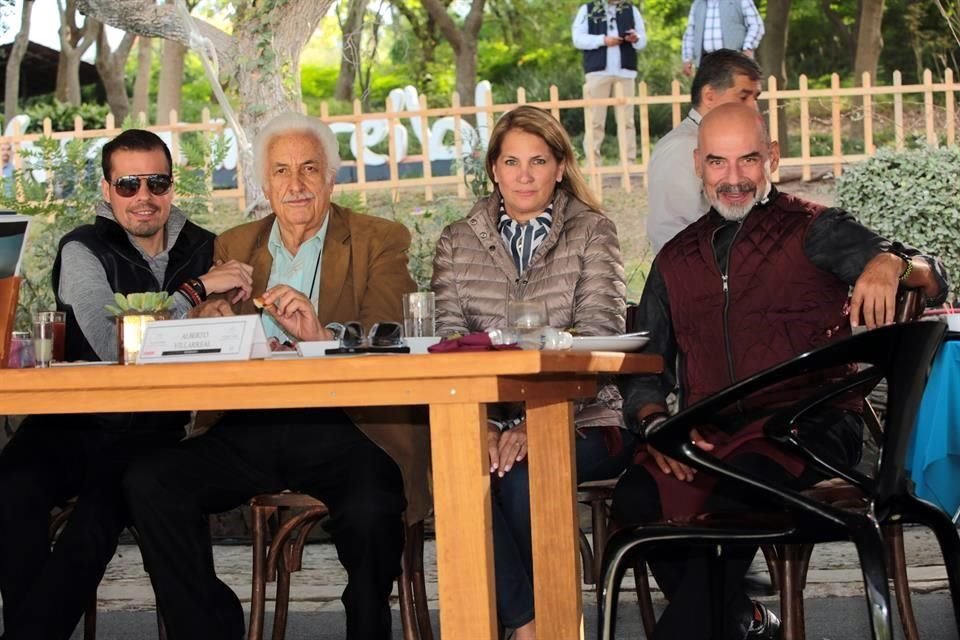 Alberto Villarreal, Juan Germán Torres Landa, Liz Balazos y Alberto Villarreal