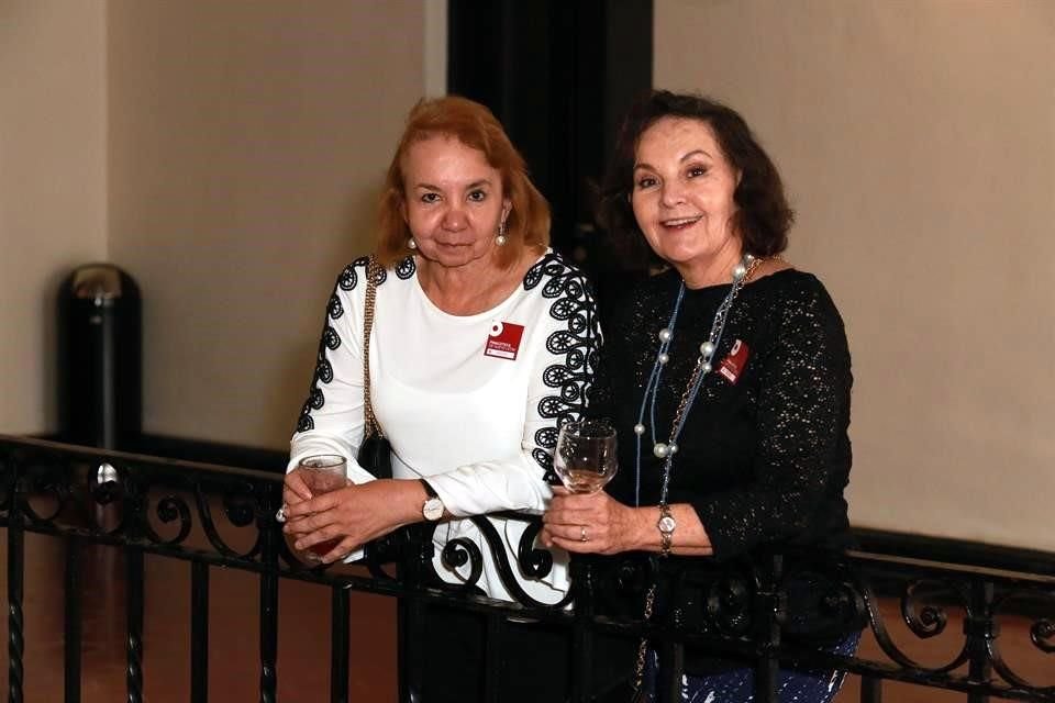 Esperanza Tijerina y Linda de Andar