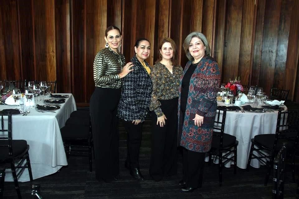 Ana Isabel Pedroza, Elizabeth Rodríguez, Eva María Salazar y Alicia Castrellón de Escobedo