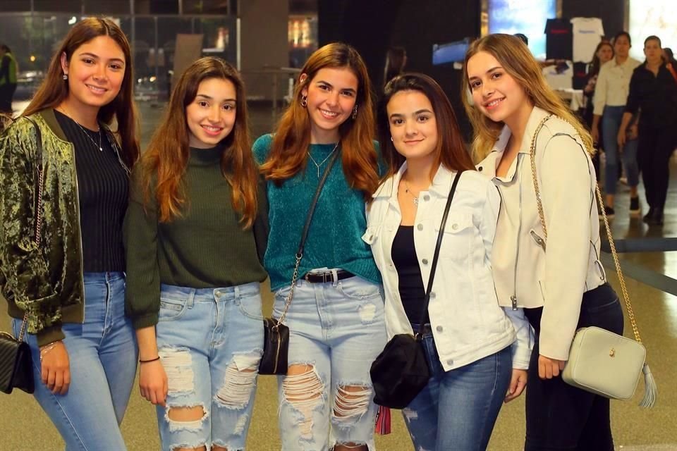 Pamela Castillo, Ana Sofía Cantú, Samantha Yamallel, Fabiana Granados y Camila Sánchez