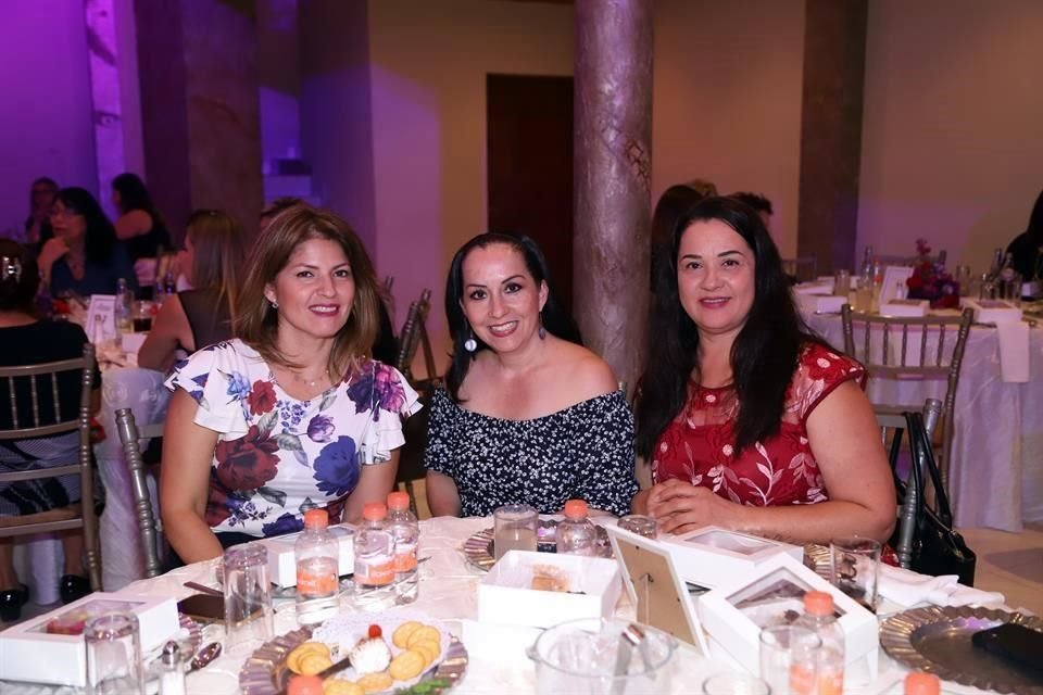 Laura de Montemayor, Norma Franco y Norma Irene González