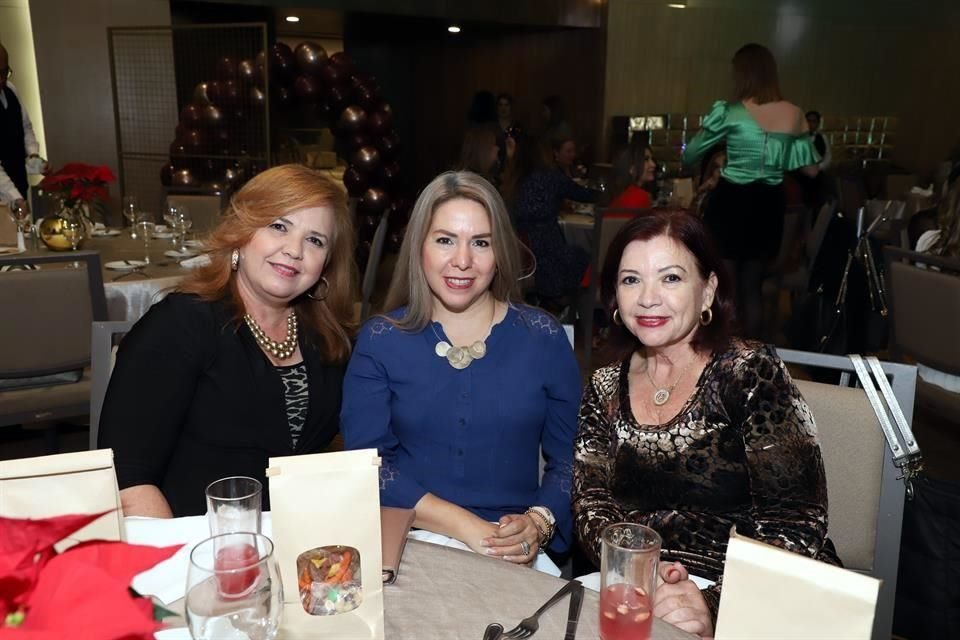 Norena Guajardo, Olga Garza y Azucena Guajardo