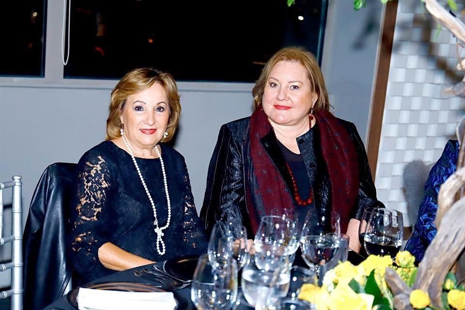 María Luisa Escamilla y Rosy Lobo
