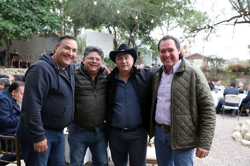César Moreno, Oscar Vázquez, Paco Benítez y Rudy López