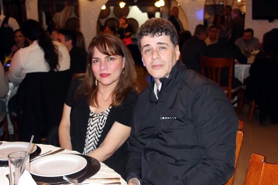 Leticia Reyes y Eduardo Díaz González