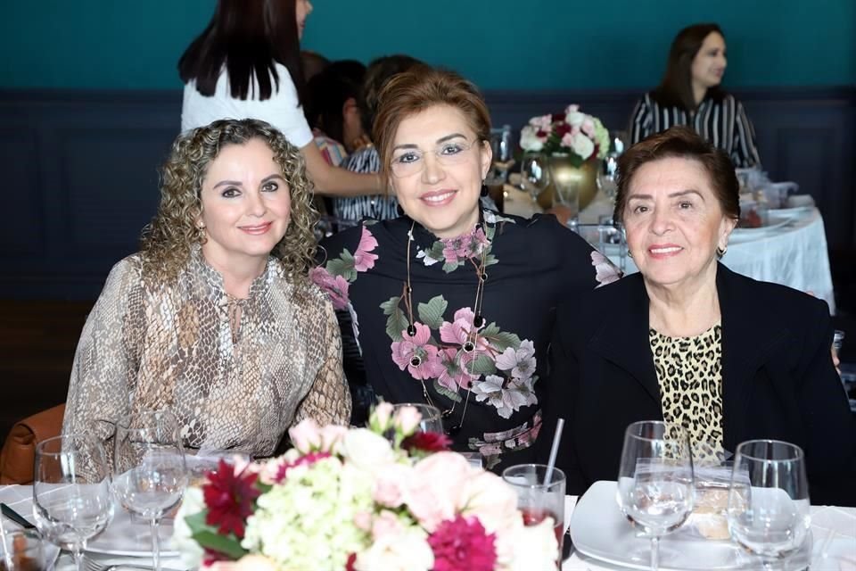 Elma Flores, Nancy Garza y Elsa Pérez de Garza