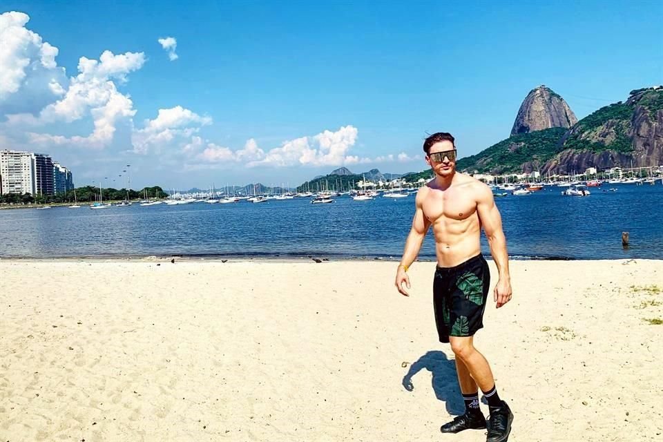 Leonardo Ramírez aprovechó el calor de Río de Janeiro, Brasil.