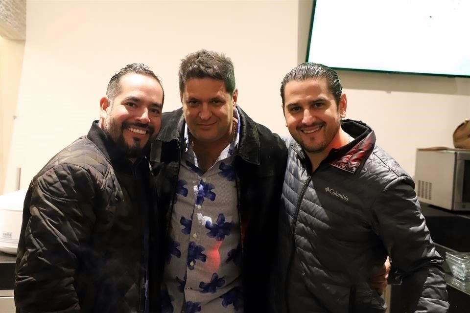 Tony Molina, Nicolas Hernández y Richie García