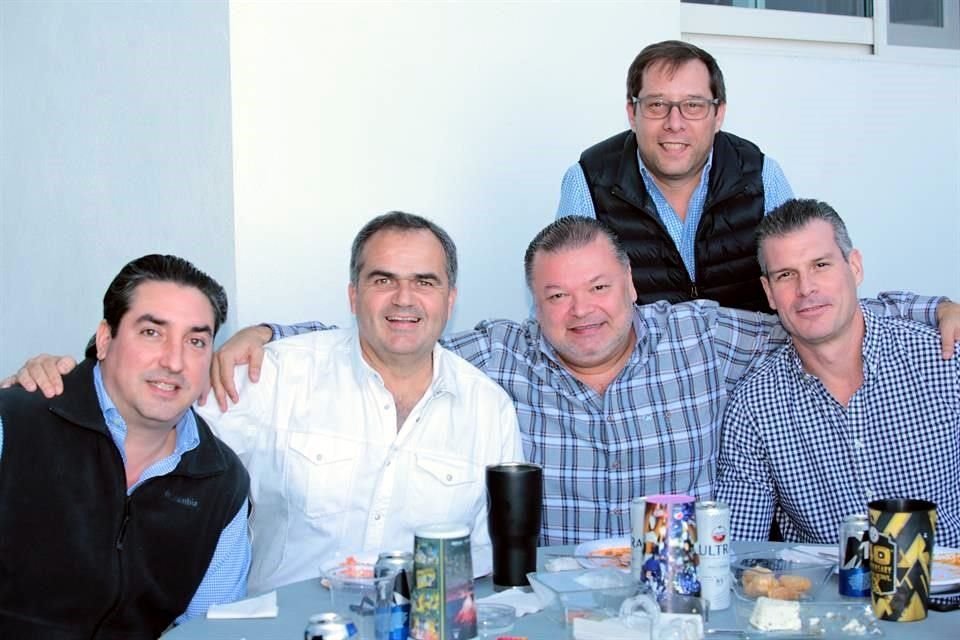 Alejandro Mutio, Gil Montemayor,  Pato Canales, Jorge García y Manuel Hernández