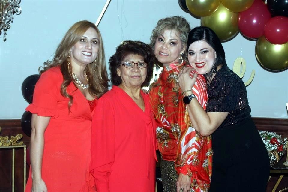 Letty Colis, Lupita Lozano, Ivonne Lozano Perales y Deborah Acosta