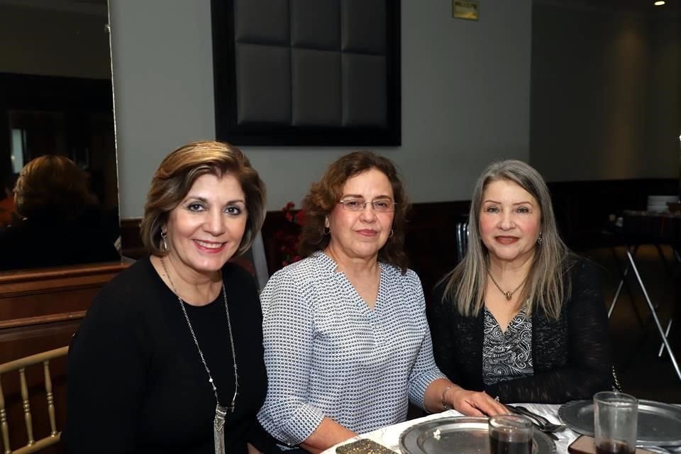 Ana Laura Sada, Rosa María Jaime y Yolanda de Garza