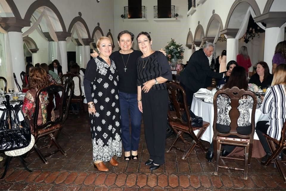 Lupana Garza de Silva, Marisela Garza de Chapa y Esperanza Garza