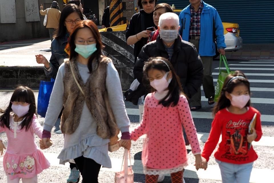 En China, las personas están bajo medidas de prevención por el virus.
