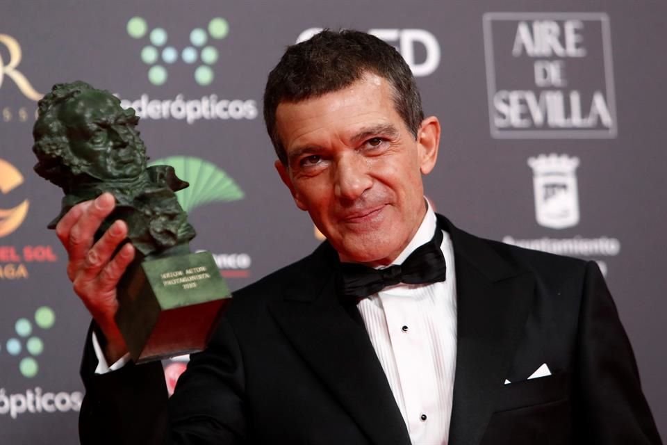 Antonio Banderas logró su primer Goya a Mejor Actor Protagónico por su trabajo en 'Dolor y Gloria'.