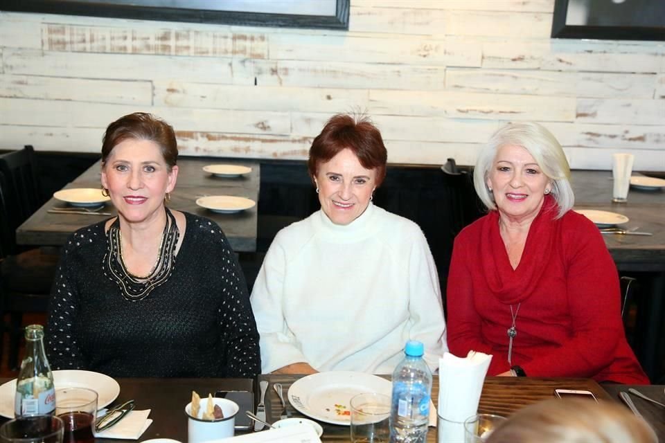 Alma Luz Guerra, Migdalia Cantú y Carmen Garza de González