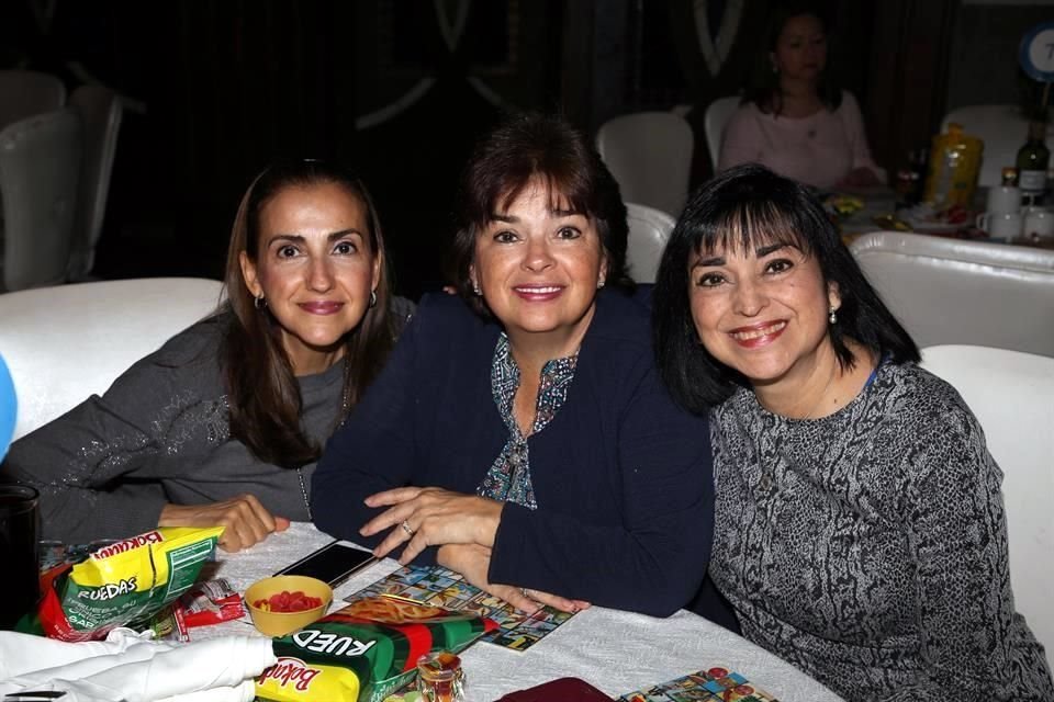 Sylvia Sepúlveda, Lourdes Sepúlveda y Graciela Sepúlveda