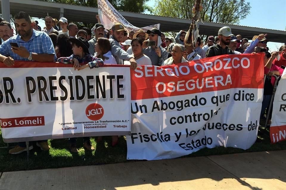 El Presidente Andrés Manuel López Obrador afirmó en Los Altos de Jalisco que su Administración está purificando la vida pública, tras recordar que en los anteriores gobiernos imperó la corrupción.