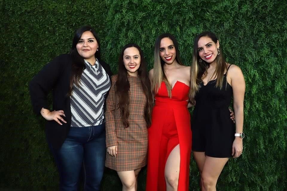 Iris Orta, Karla Ocañas, Gladys López y Wendy López