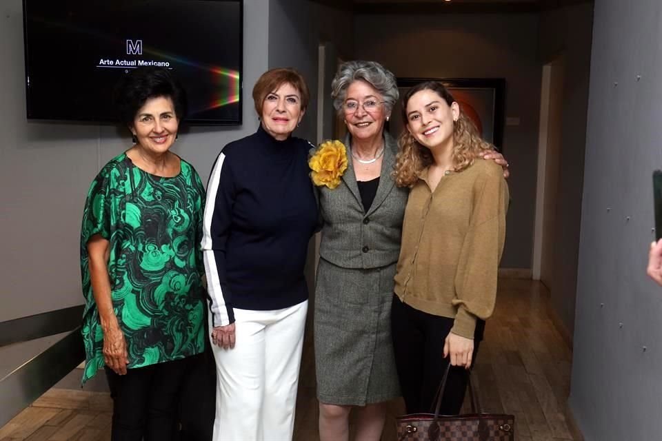Dolores de la Garza de Benítez, Choche Ortiz, Águeda Lozano y Cecilia González