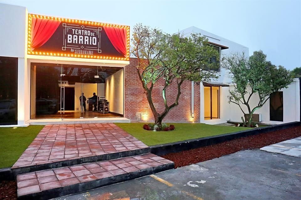 Inauguración de Teatro del Barrio by Sierra Madre