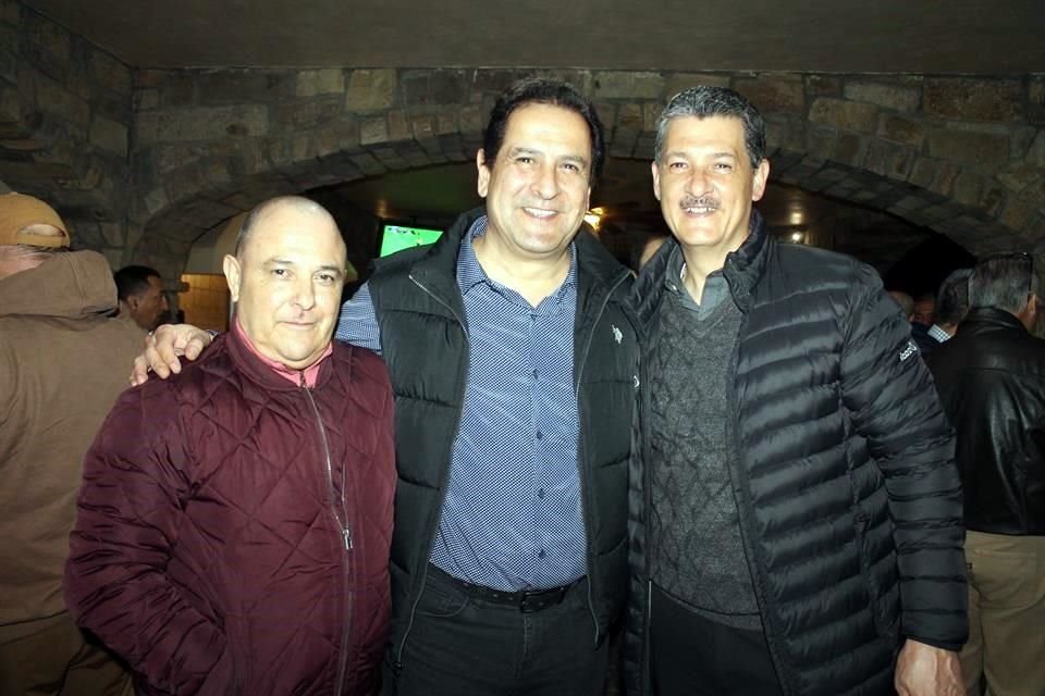 Enrique Viveros, Francisco Lazo y Gabriel Chavez