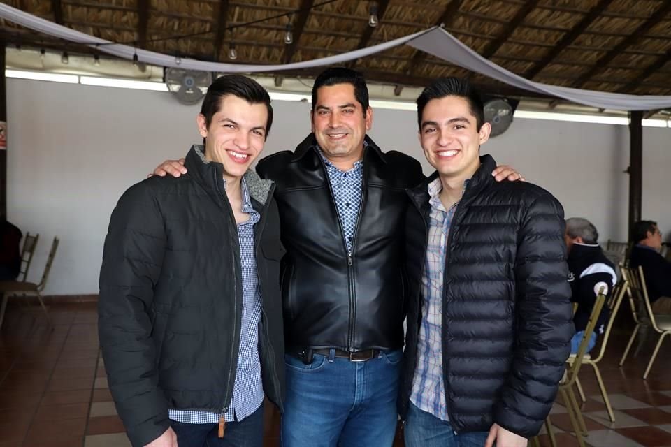 Mauricio Hinojosa, Domingo Gaya y Diego Hinojosa