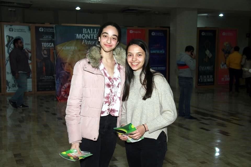 Andrea Martínez y Paola Silva