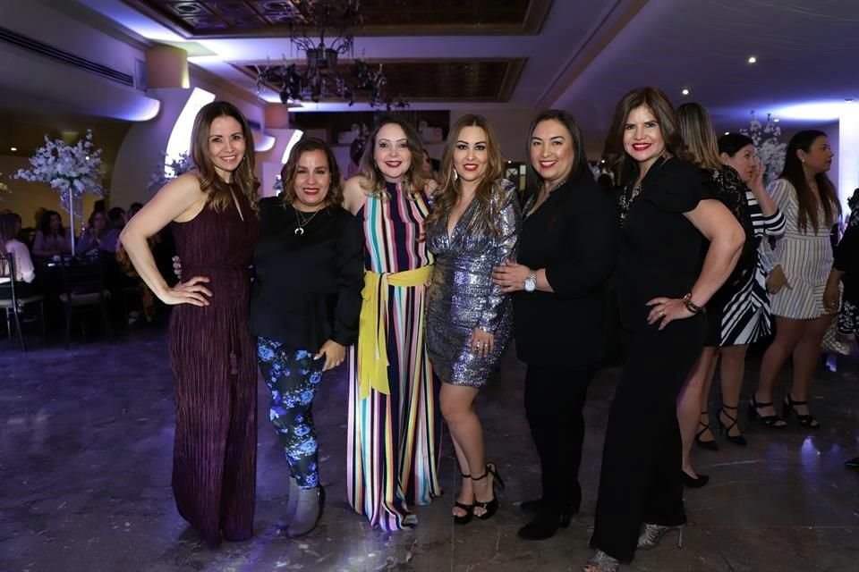 Irene Camarena, Gaby Ocampo, Ale Flores, Karina Jarero, Nelly Almaguer y Paty de Dávila