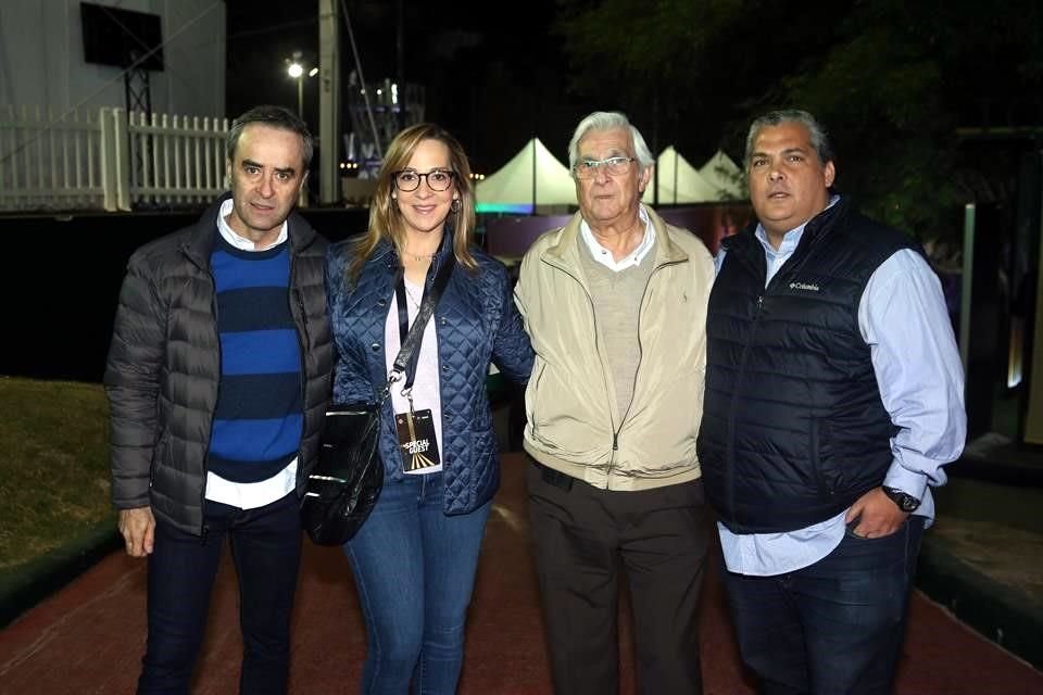 Luis Miguel Salvador, María Isabel Garza de Salvador, Gerardo Maíz García y Gerardo Maiz Arce