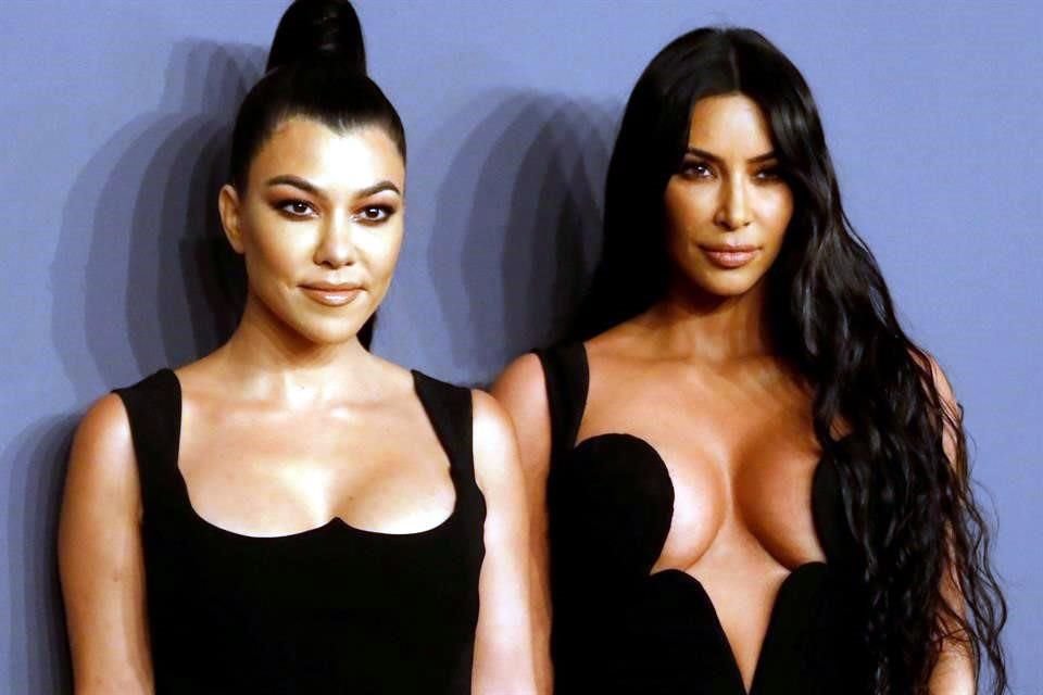 Kourtney y Kim Kardashian tuvieron un altercado a bofetadas y puñetazos.