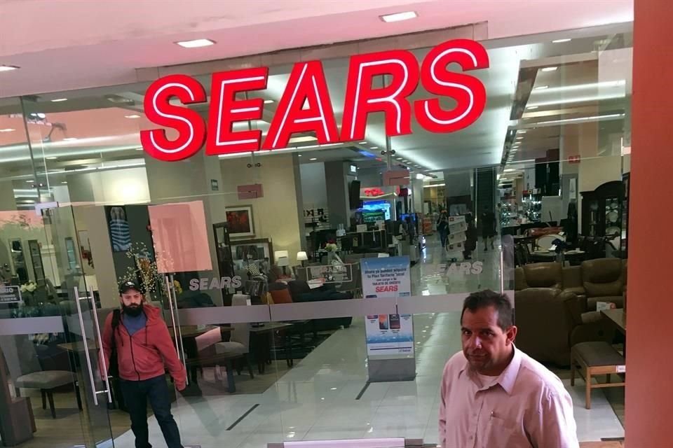 Sears mantendrá operaciones en su tienda en línea.
