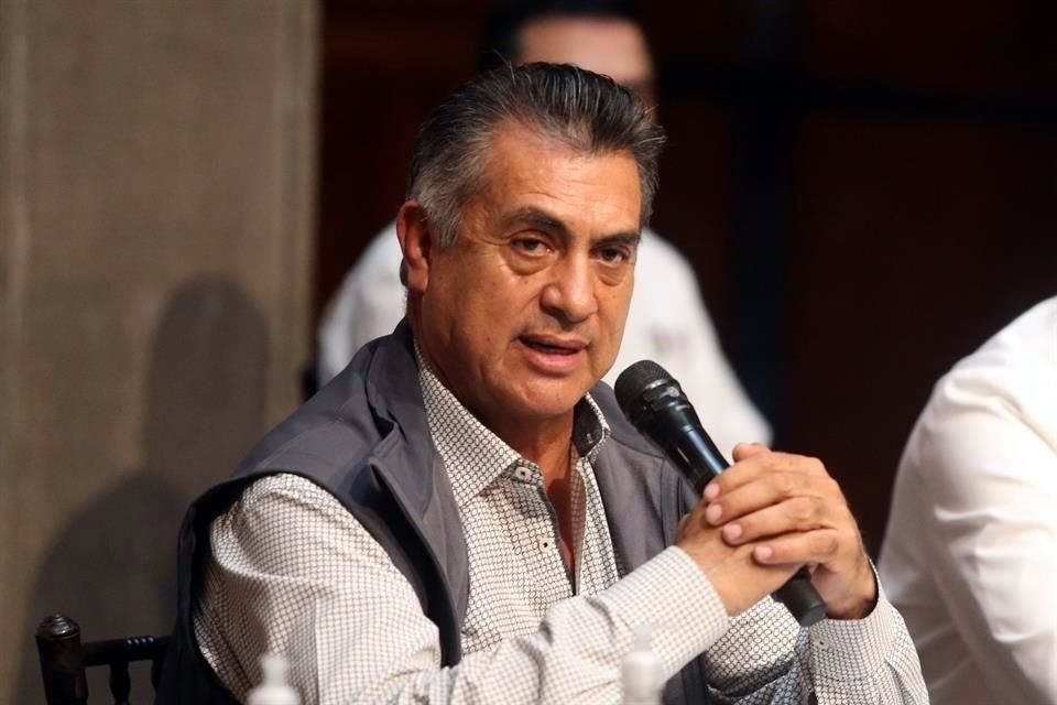 'No está prohibida la venta, nadie lo ha prohibido' aseguró el Gobernador Jaime Rodríguez.