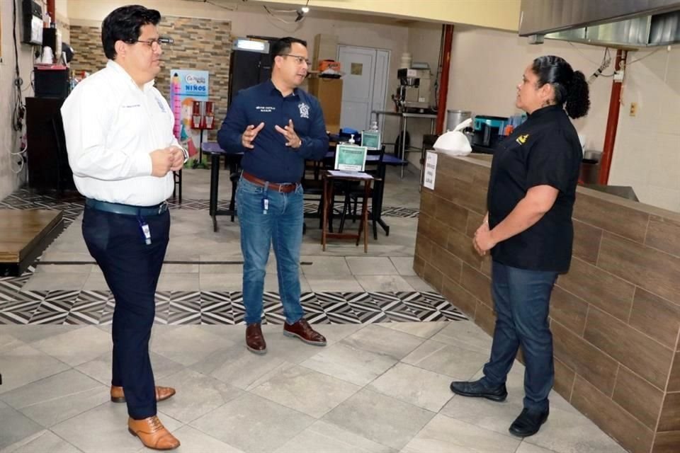 El proyecto, aseguró, busca reactivar la economía del comercio local y proteger las fuentes de empleo en negocios de venta de alimentos.