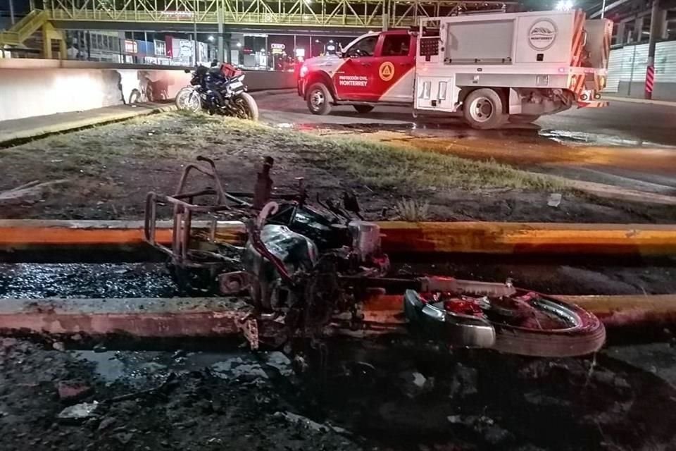 El accidente fue reportado alrededor de las 21:50 horas en la Avenida Gonzalitos, a la altura de la Avenida Insurgentes, frente a Galerías Monterrey.