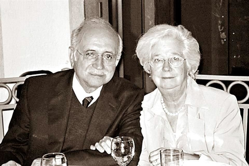 Con su esposa Victoria Moreno de Rangel