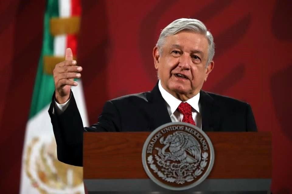 El Presidente López Obrador dijo que el sector privado se debe disculpar y no demandar, y reconocer que 'se excedieron'.