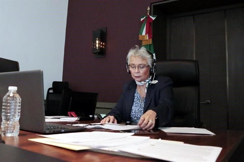 Sánchez Cordero participó en el foro Igualdad y las reformas en materia de Violencia Política contra las Mujeres, organizado por diputadas.