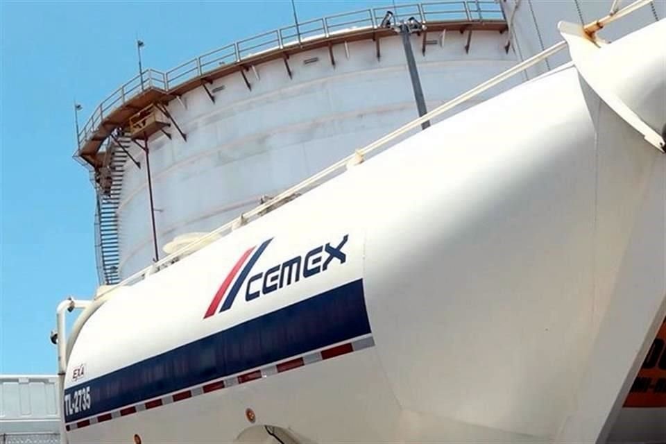 Cemex dijo que los activos generaron en 2018 un flujo operativo de 29 millones de dólares.