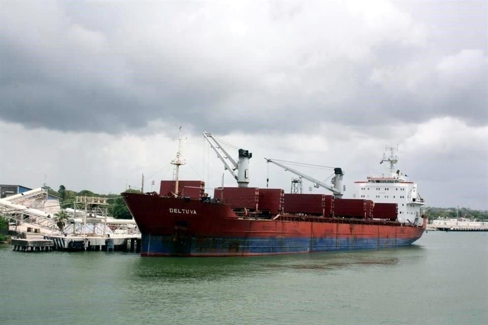 Los marinos mercantes urgieron a AMLO evitar que la Semar tome el control de puertos.