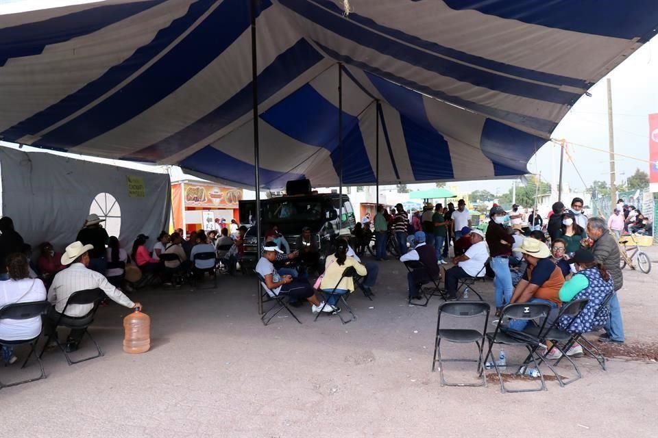 Comuneros de San Miguel Xaltocan, Nextlalpan se habían manifestando bloqueando a maquinaria la entrada a las obras del Aeropuerto de Santa Lucía.