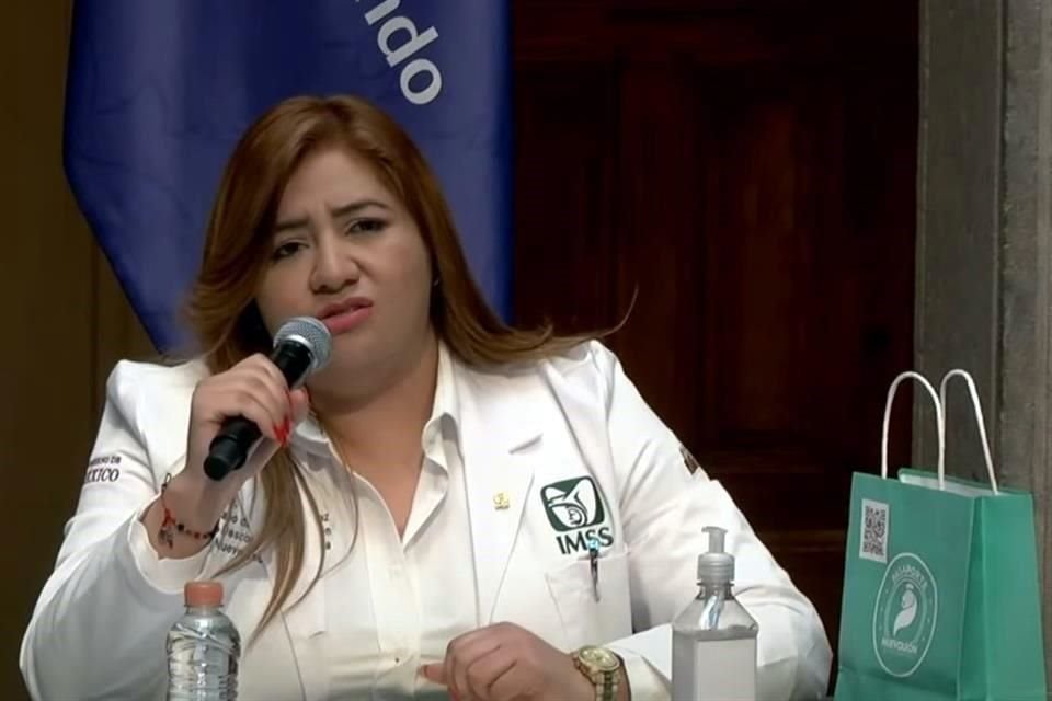 Karla López, delegada del IMSS en la entidad, señaló que han apelado a la buena voluntad de los trabajadores para creerles que tiene síntomas.