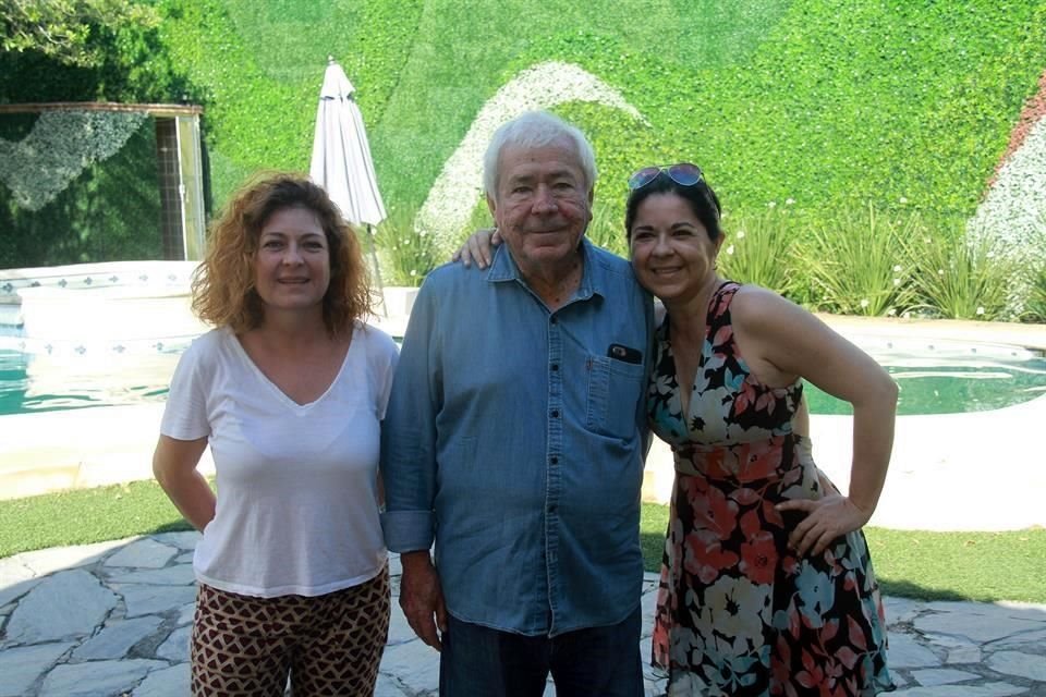 Sylvia Meléndez, Filiberto Meléndez Ardines y Mónica Meléndez