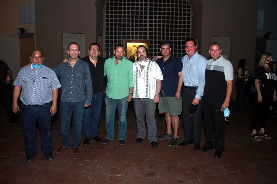Pato Ruizvelasco, Alejandro Espino, Ricardo Garza, David Pedraza, Jorge de la Fuente, Adolfo Garza, Rodolfo López y Alberto Pedraza