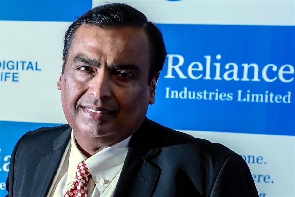 Mukesh Dhirubhai Ambani, presidente y director general de Reliance Industries.