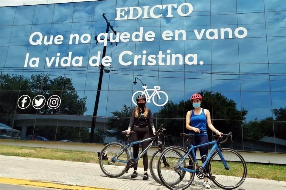 El letrero fue colocado en un edificio en el cruce de la calzadas San Pedro y Del Valle.